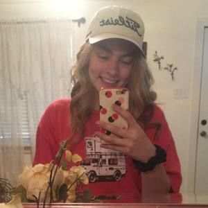 Meet your Posher, Bailey